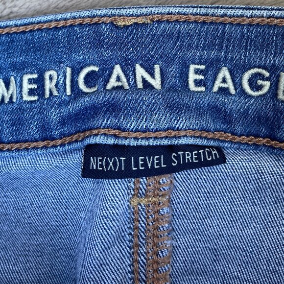 American Eagle Outfitter Next Level Stretch Modified Hi-Rise Pleated Flare Jeans - Picture 13 of 14